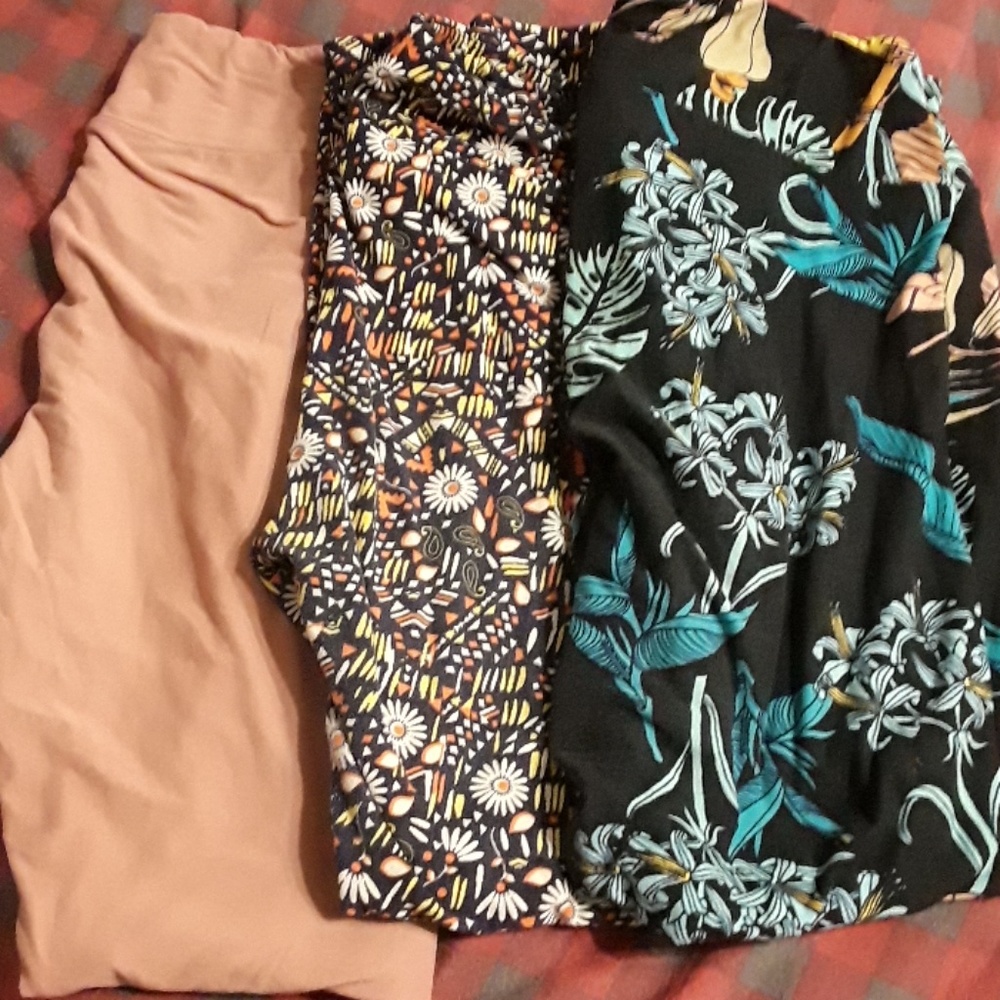 3 Pair TC LulaRoe Leggings